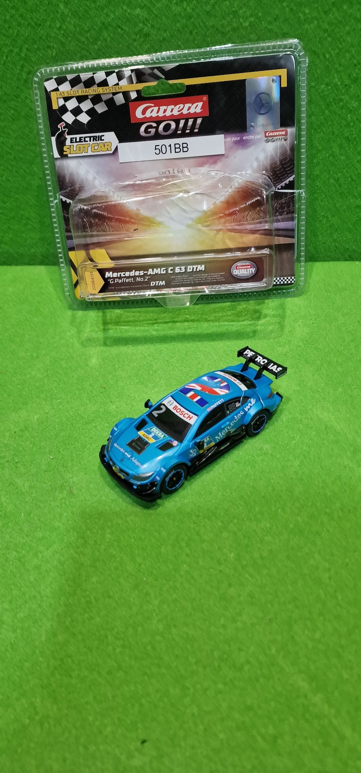 Carrera Mercedes-AMG C 63 DTM G.Paffett, No.2