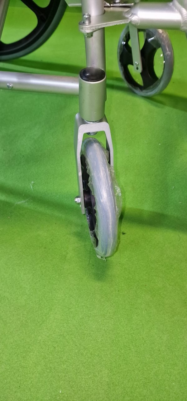 Mobiclinic Silla de ruedas, Plegable - Imagen 6