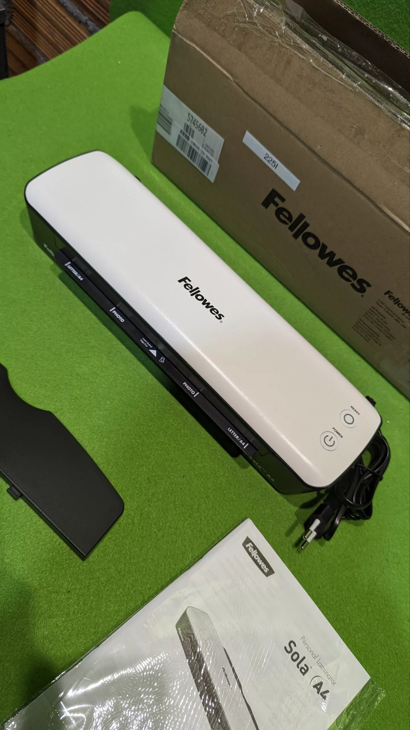 Fellowes Sola A4 - Plastificadora - Imagen 3