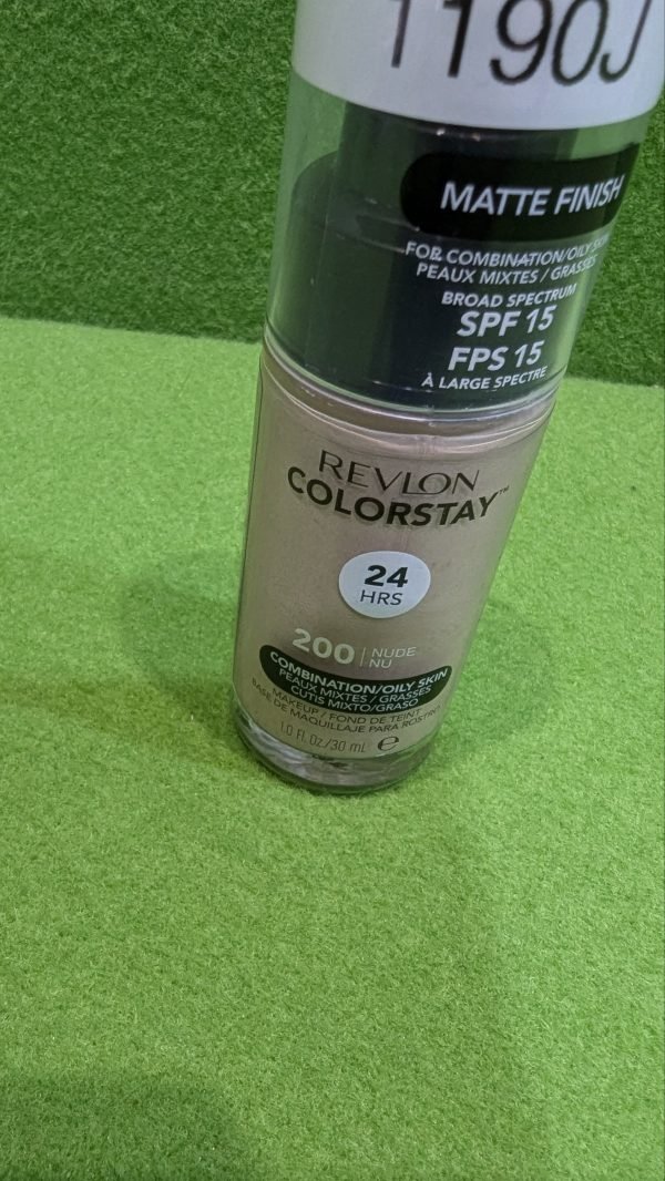 Maquillaje Revlon Colorstay para pieles mixtas y grasas 200 Nude 1 fl oz (30 ml) - Imagen 4
