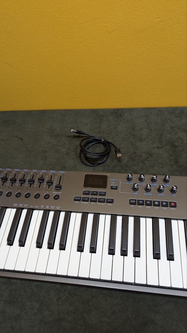 Nektar Impact LX61+ - teclado controlador - Imagen 10