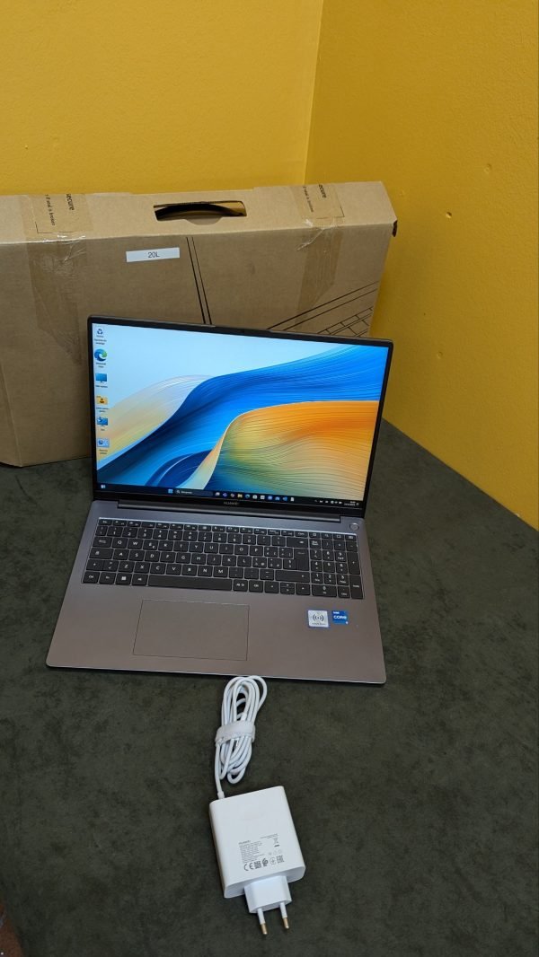 HUAWEI MateBook D16 Laptop core i5 8gb Ram - Imagen 4