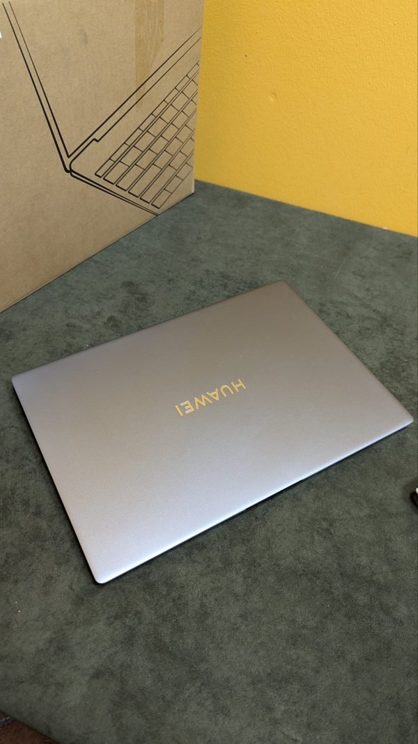 HUAWEI MateBook D16 Laptop core i5 8gb Ram - Imagen 11