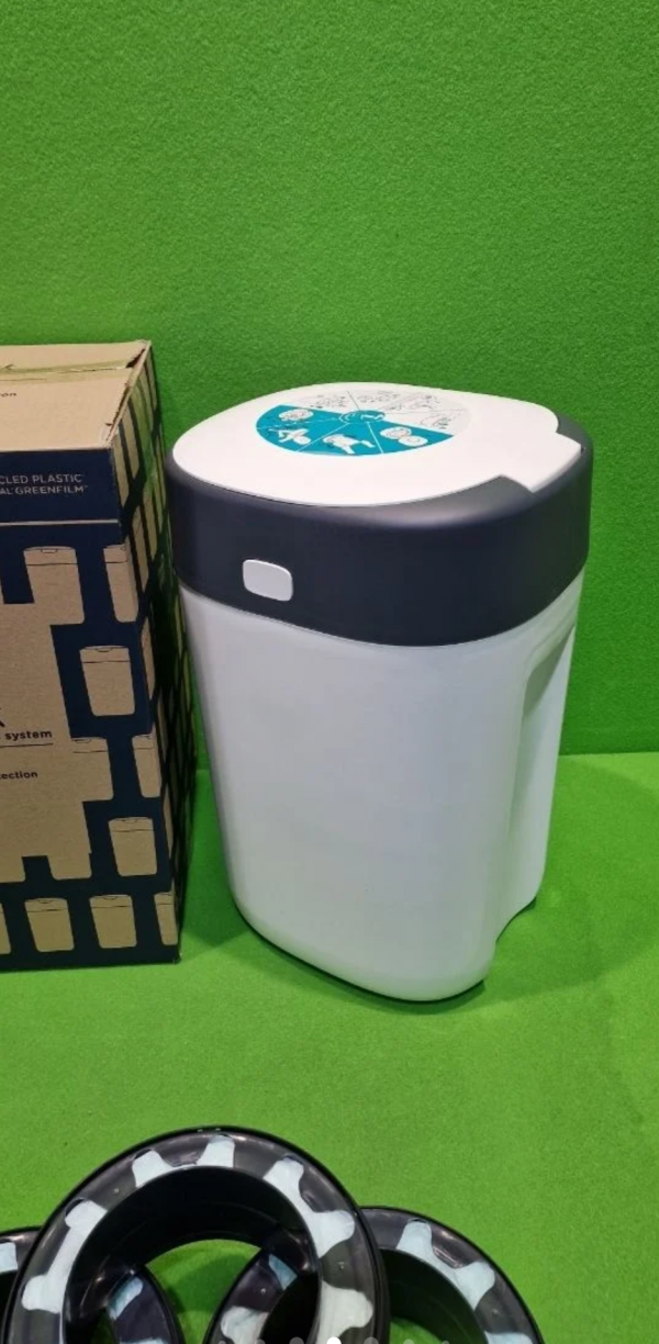 Tommee Tippee Contenedor para Pañales Twist and Click, 6 Recambios - Imagen 9