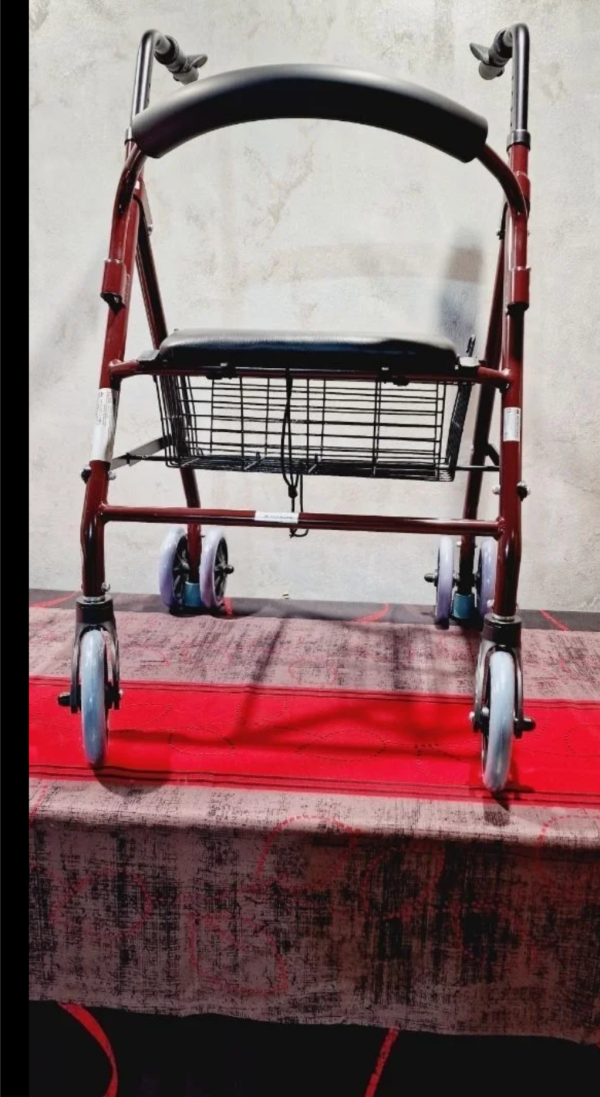 Mobiclinic, Modelo Prado, Andador para minusválidos, ancianos - Imagen 7