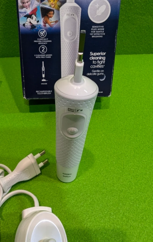 Oral-B Cepillo de dientes eléctrico  Disney +3 años - Imagen 9