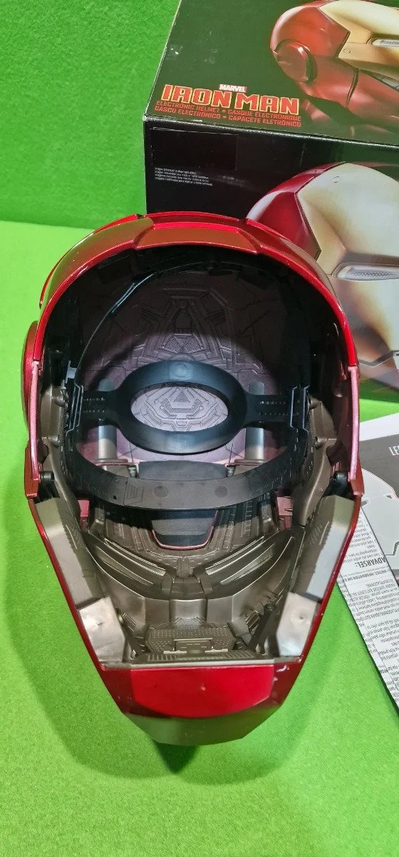 Marvel Legends Avengers Casco electrónico Iron Man - Imagen 4