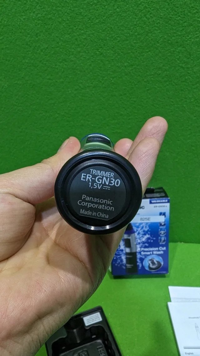 Panasonic ER-GN30- Naricero/ Recortador de Vello Facial - Imagen 4