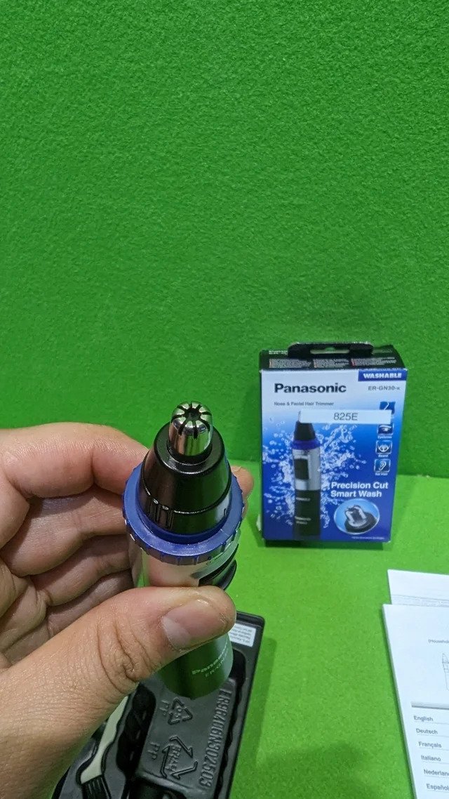 Panasonic ER-GN30- Naricero/ Recortador de Vello Facial - Imagen 7