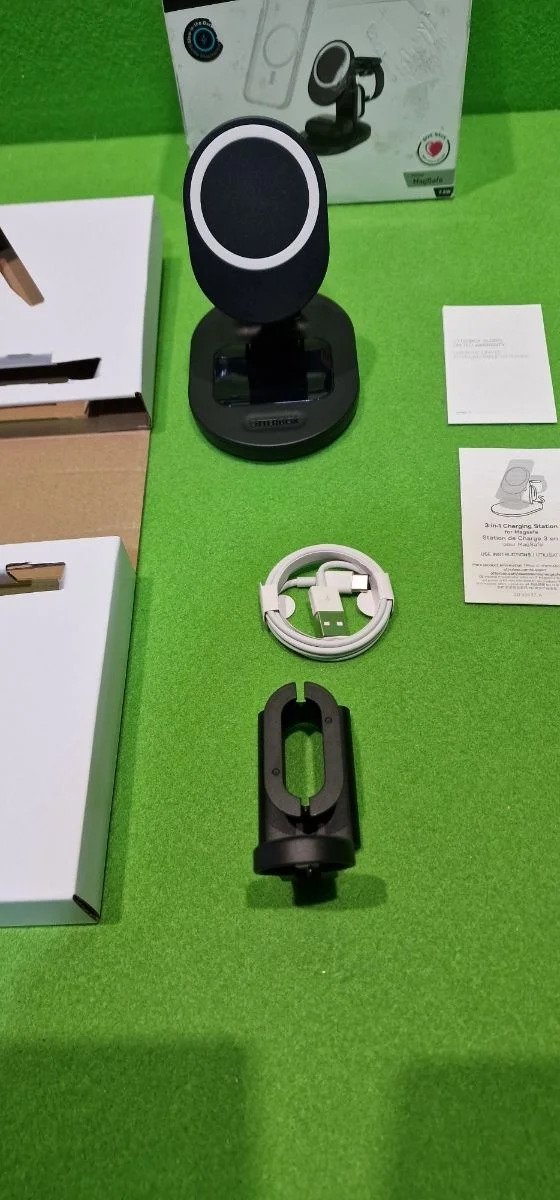 OtterBox Soporte Cargador Inalámbrico 3 en 1 - Imagen 3