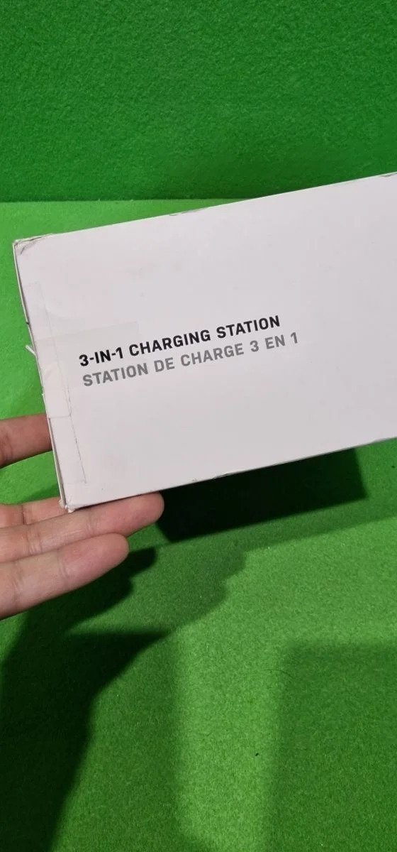 OtterBox Soporte Cargador Inalámbrico 3 en 1 - Imagen 10