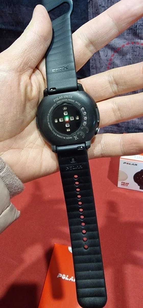 Polar Unite - Fitness Smartwatch Resistente al Agua con GPS - Imagen 5