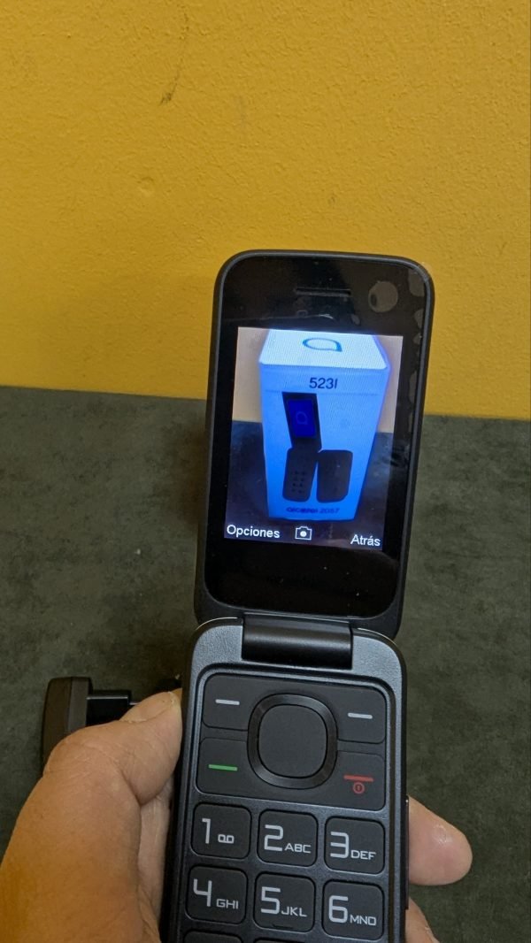 Alcatel 2057 - Teléfono Móvil Dual SIM - Imagen 3