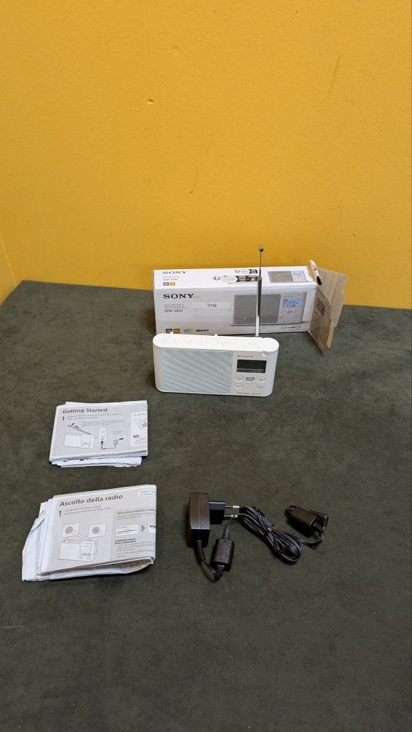 Sony XDRS41DW Radio portátil Digital - Imagen 2