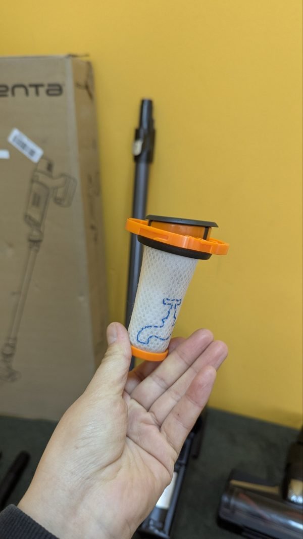 Aspirador escoba sin cable equipada con un motor de 140 W de potencia - Imagen 9