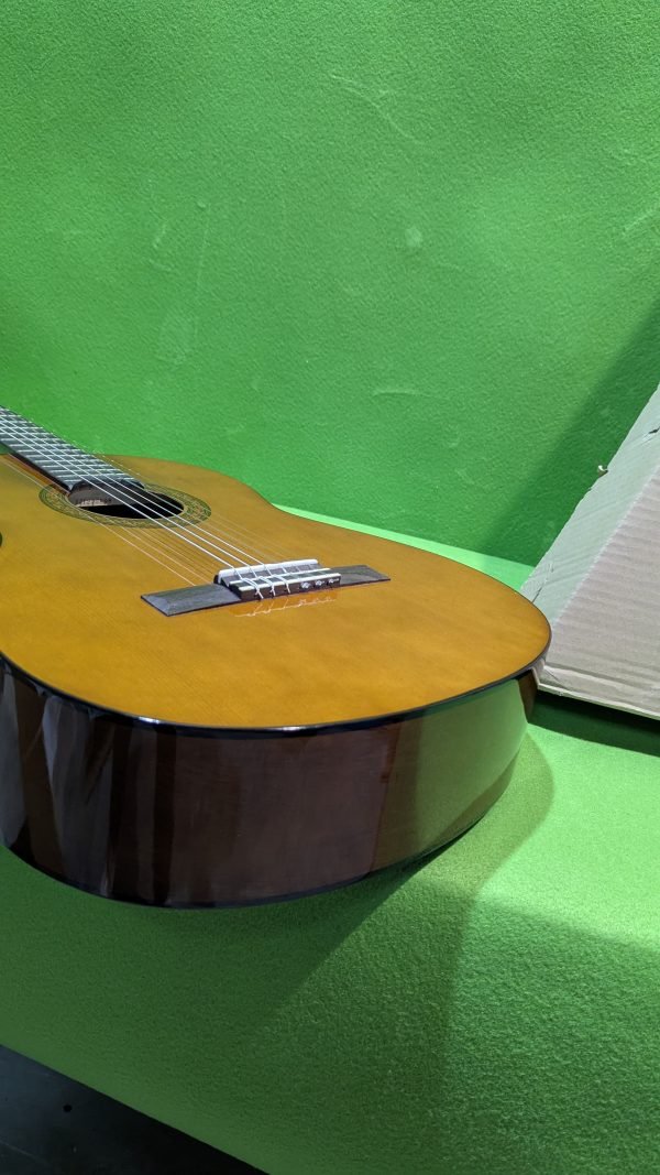 Yamaha C40 II Guitarra Clásica - Imagen 5
