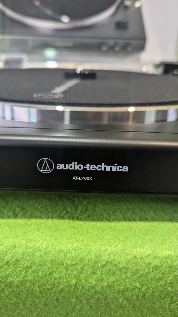 Audio-Technica LP60X Giradiscos Automático - Imagen 6