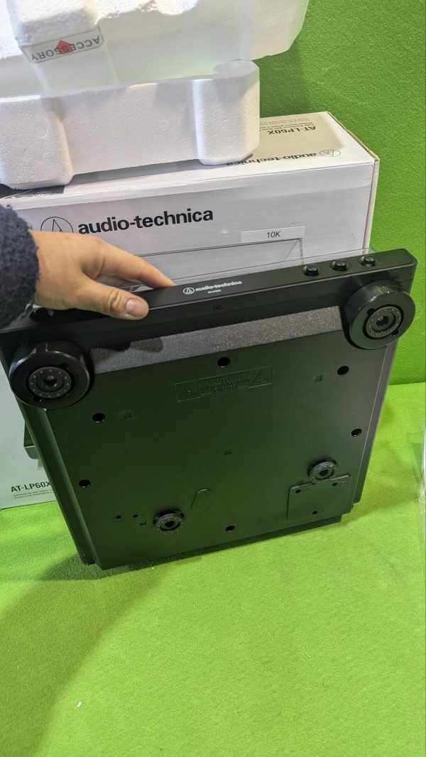 Audio-Technica LP60X Giradiscos Automático - Imagen 8
