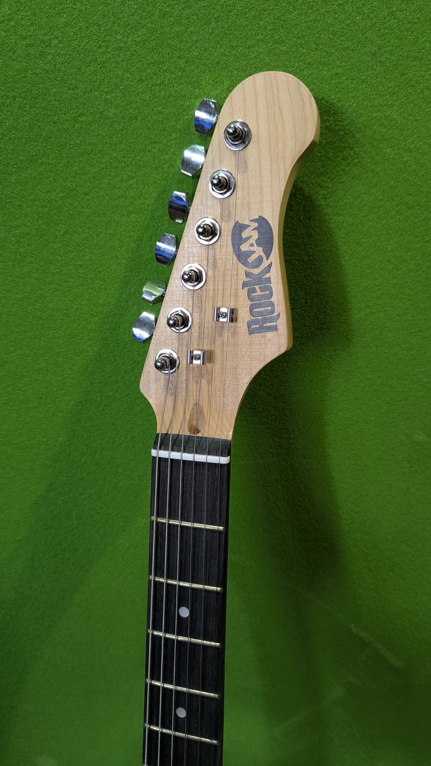 RockJam guitarra eléctrica de tamaño completo con amplificador - Imagen 14