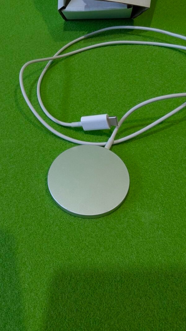 Apple Cargador MagSafe inalambrico para iPhone 12 - Imagen 5