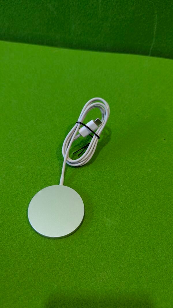 Apple Cargador MagSafe inalambrico para iPhone 12 - Imagen 3