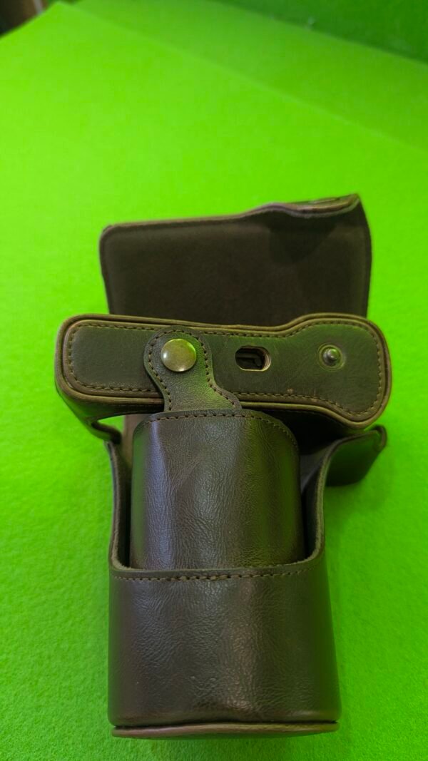MegaGear "Ever Ready" Funda protectora de cuero para cámara - Imagen 3