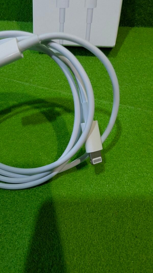 Apple Cable de USB-C a conector Lightning (1 m) ​​​​​​​ - Imagen 3