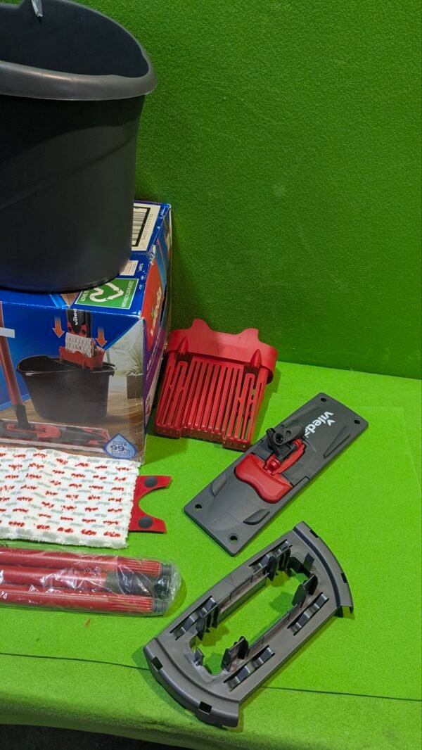Vileda Ultramax  Mopa de microfibras para Fregar y Cubo con escurridor - Imagen 4