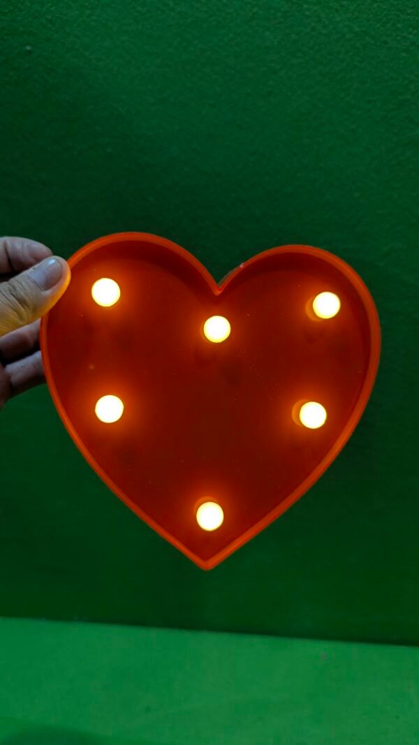 Corazón Luminoso con Luz Blanca Cálida - Imagen 3