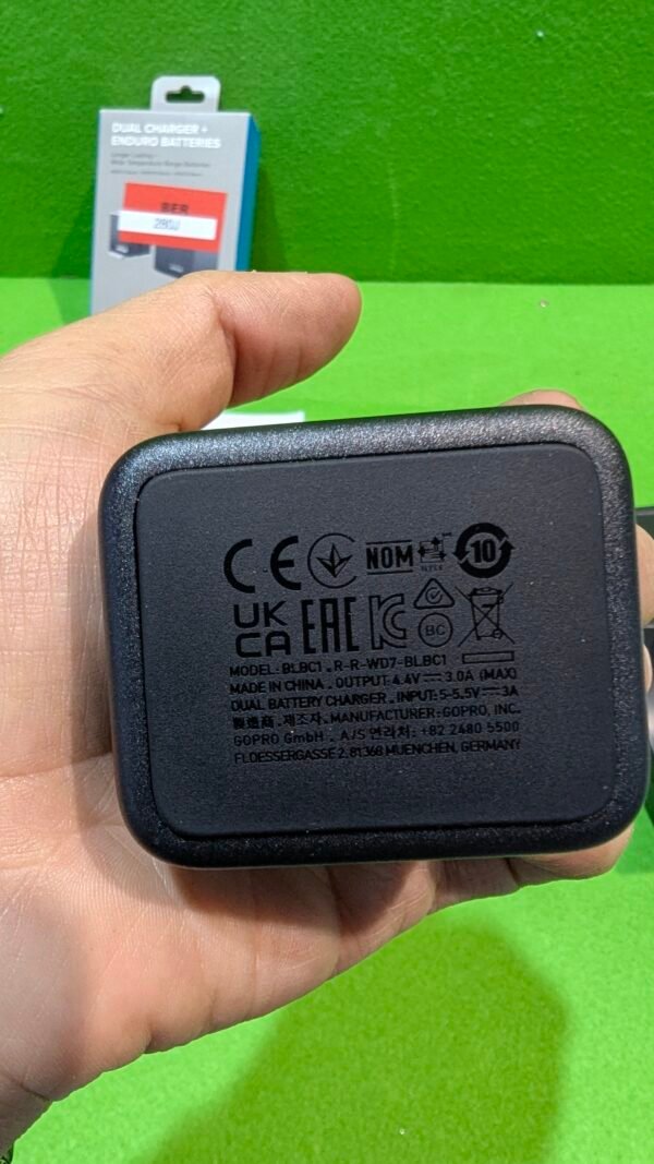 GoPro Cargador de batería dual + 2 baterías Enduro - Imagen 4