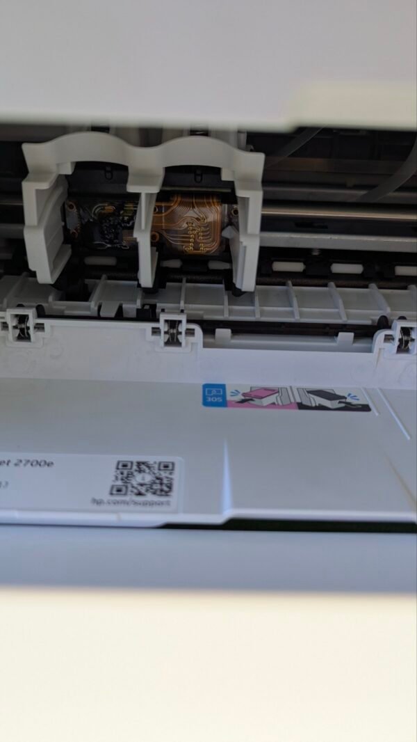 Impresora todo-en-uno HP DeskJet 2720e - Imagen 4