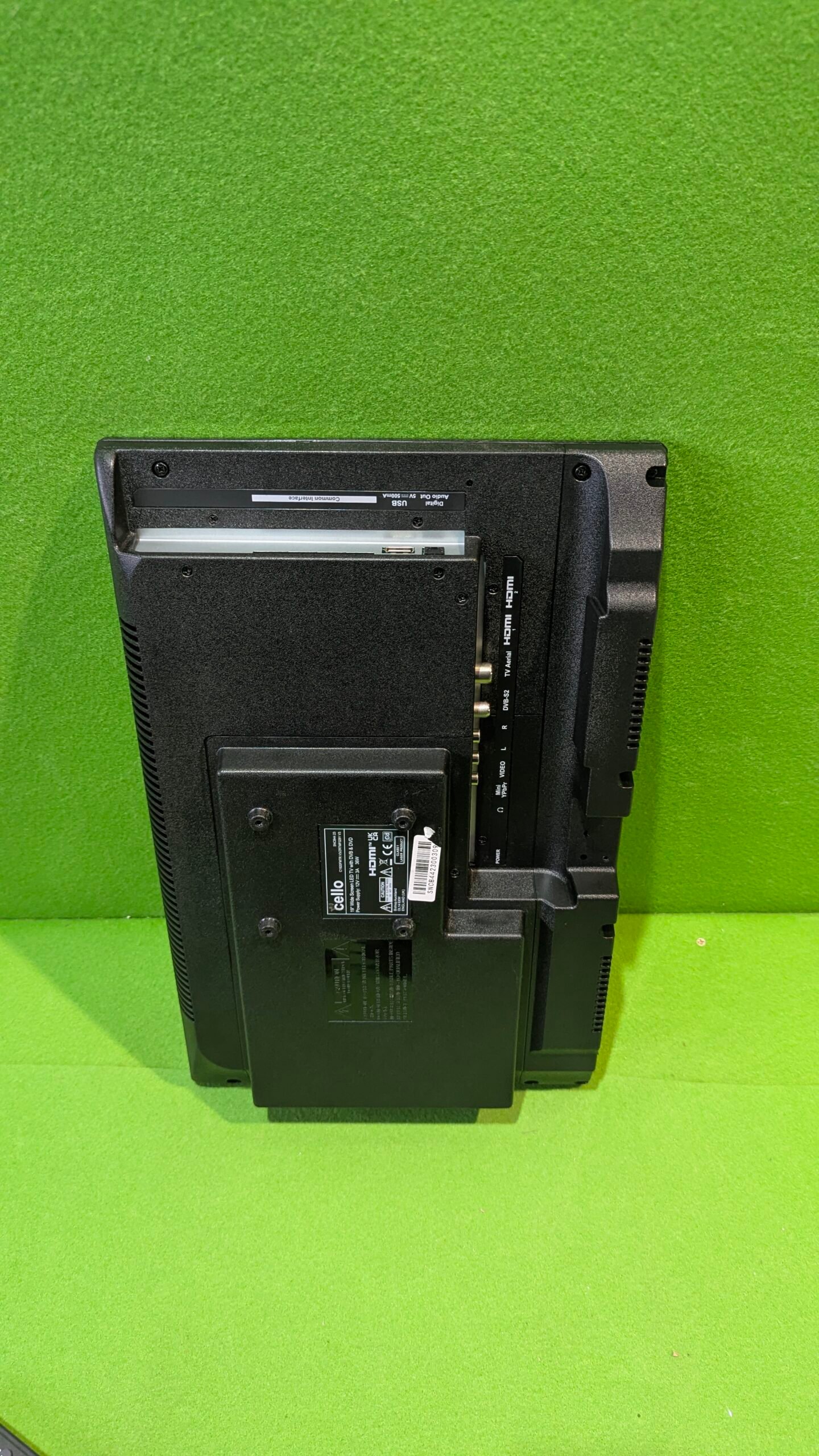 Cello C1920SDE Ready TV LED HD de 19', 47 cm en Diagonal - Imagen 10