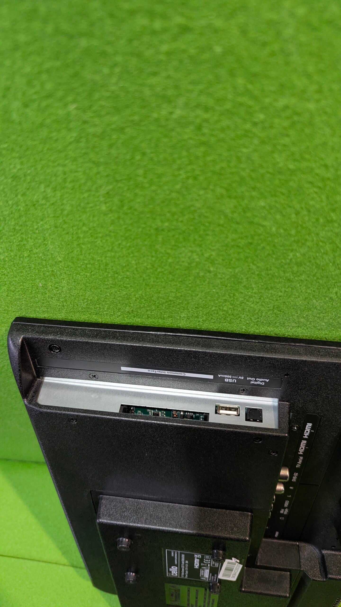 Cello C1920SDE Ready TV LED HD de 19', 47 cm en Diagonal - Imagen 9