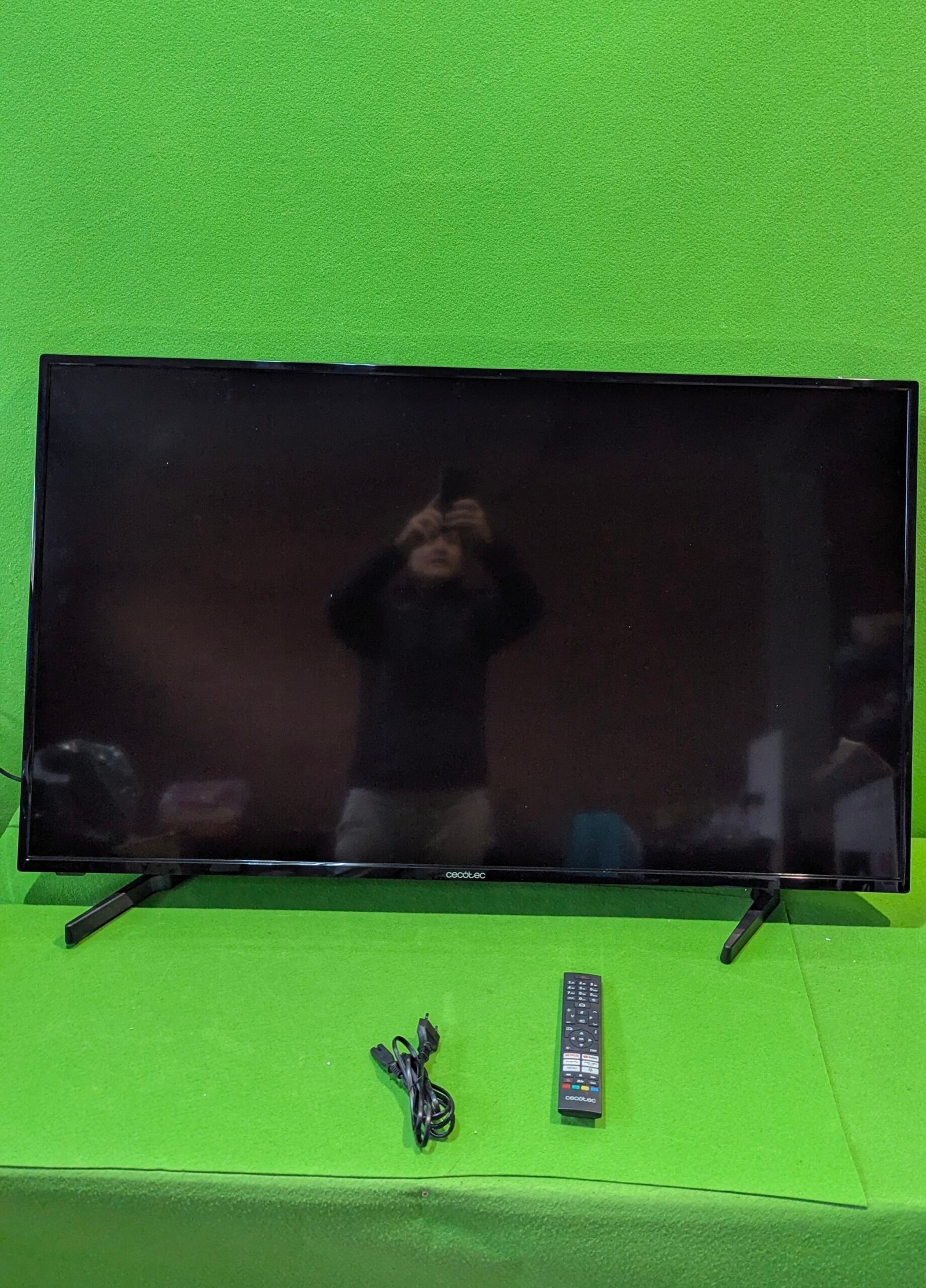 Cecotec Televisor LED 50" Smart TV A Series ALU00050 CON DEFECTO - Imagen 7