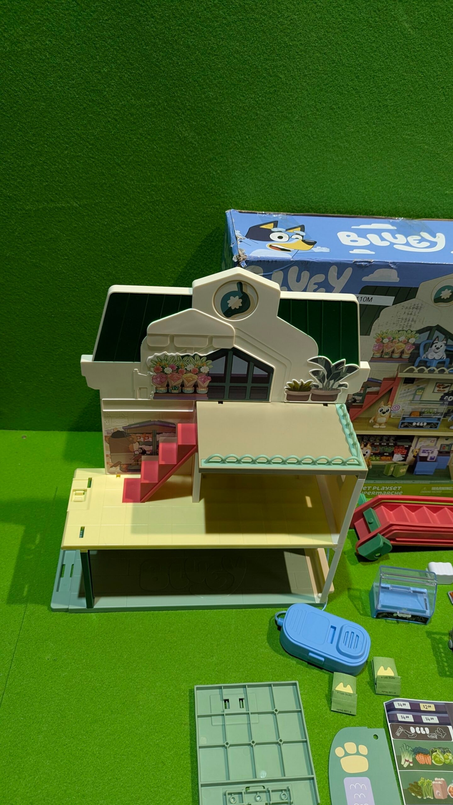 Set de Juego Supermercado de Bluey, 3 Pisos con Figuras exclusivas de Bluey y Bingo - Imagen 9