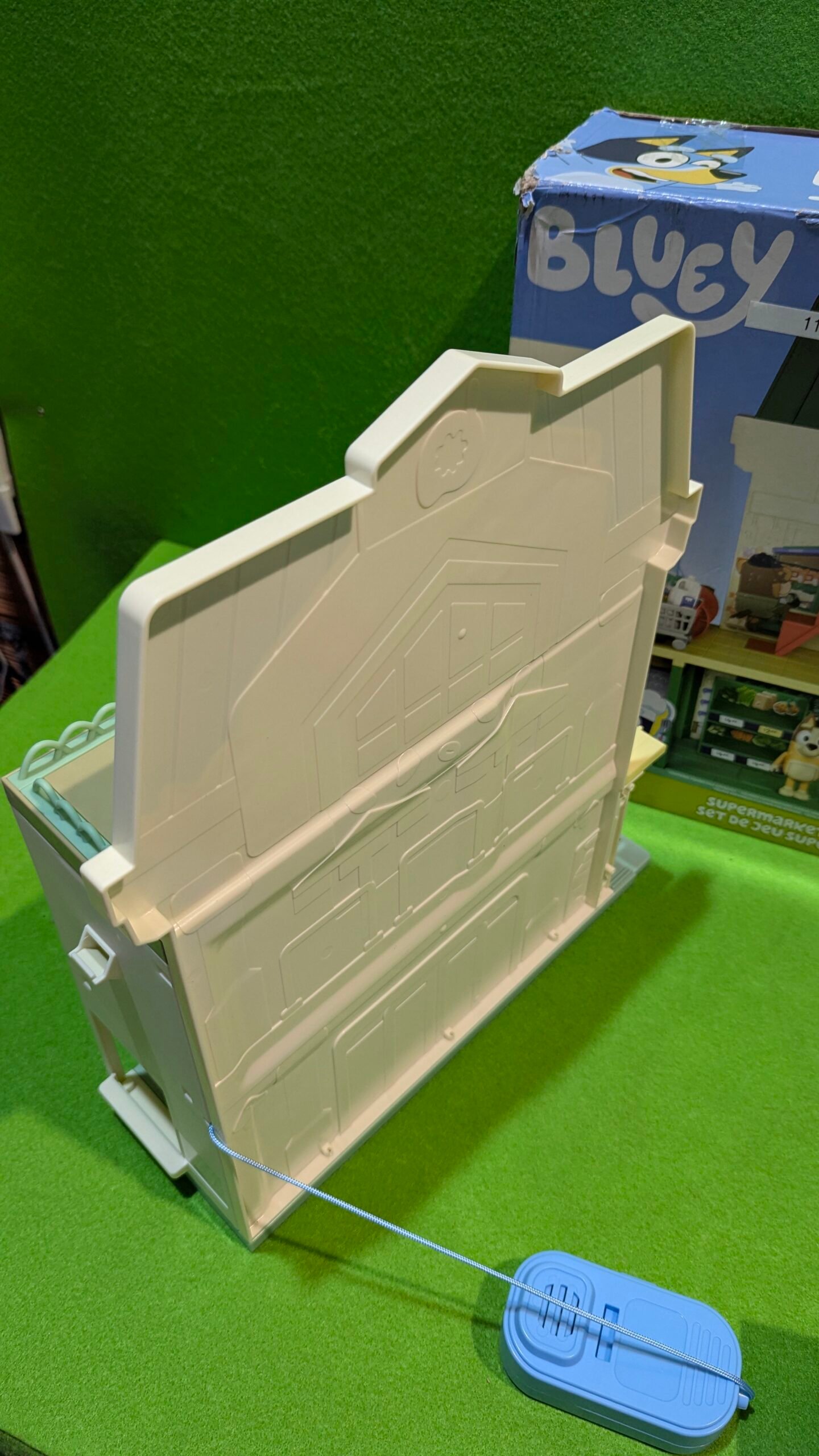 Set de Juego Supermercado de Bluey, 3 Pisos con Figuras exclusivas de Bluey y Bingo - Imagen 10