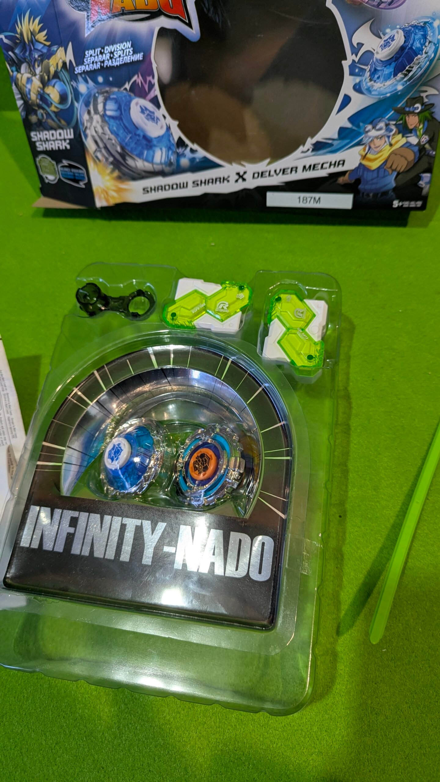 Peonzas INFINITY NADO para niños de juguete de metal - Imagen 6