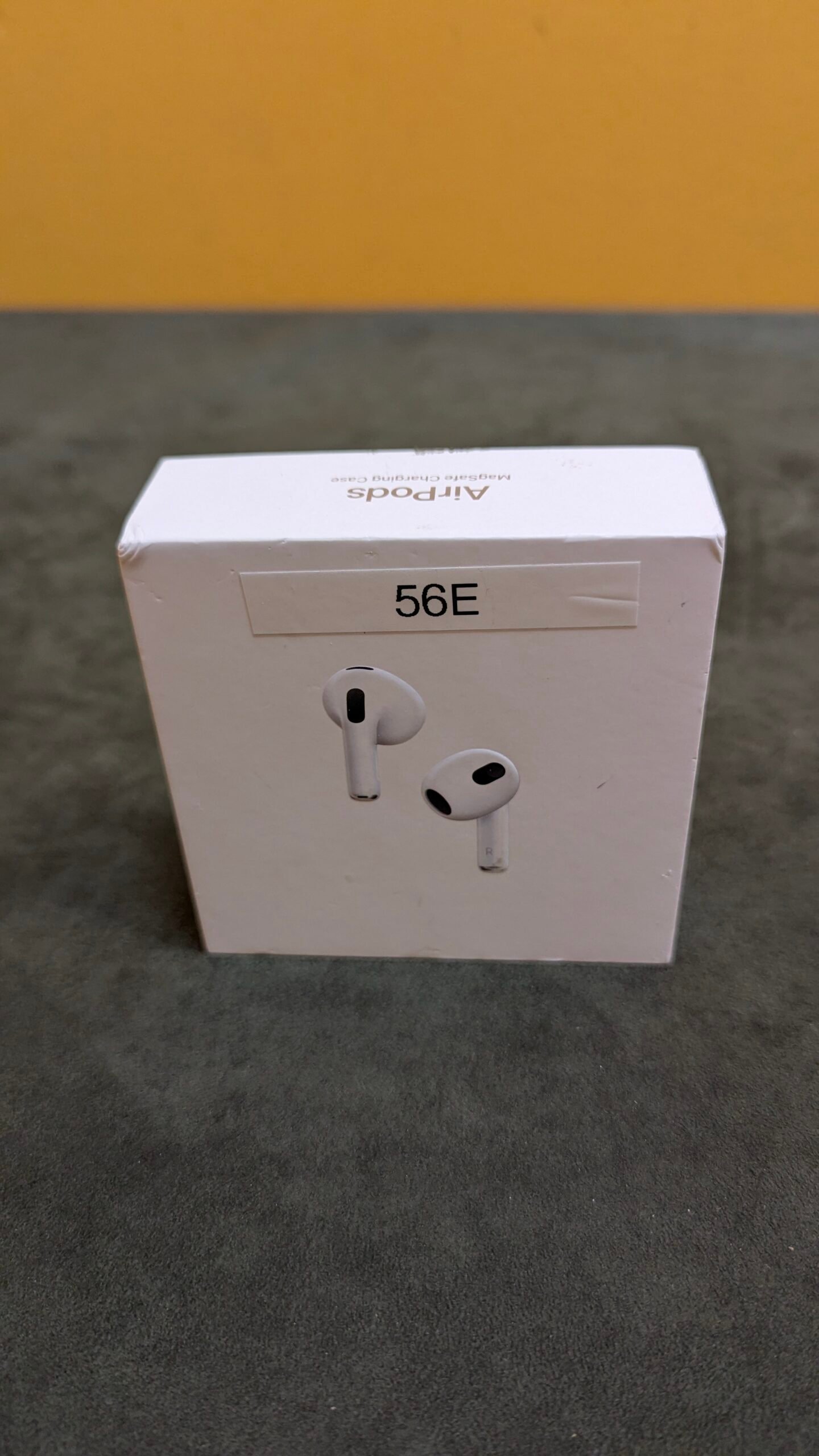 Apple AirPods (3.ª generación) con Estuche de Carga MagSafe (2021) - Imagen 12