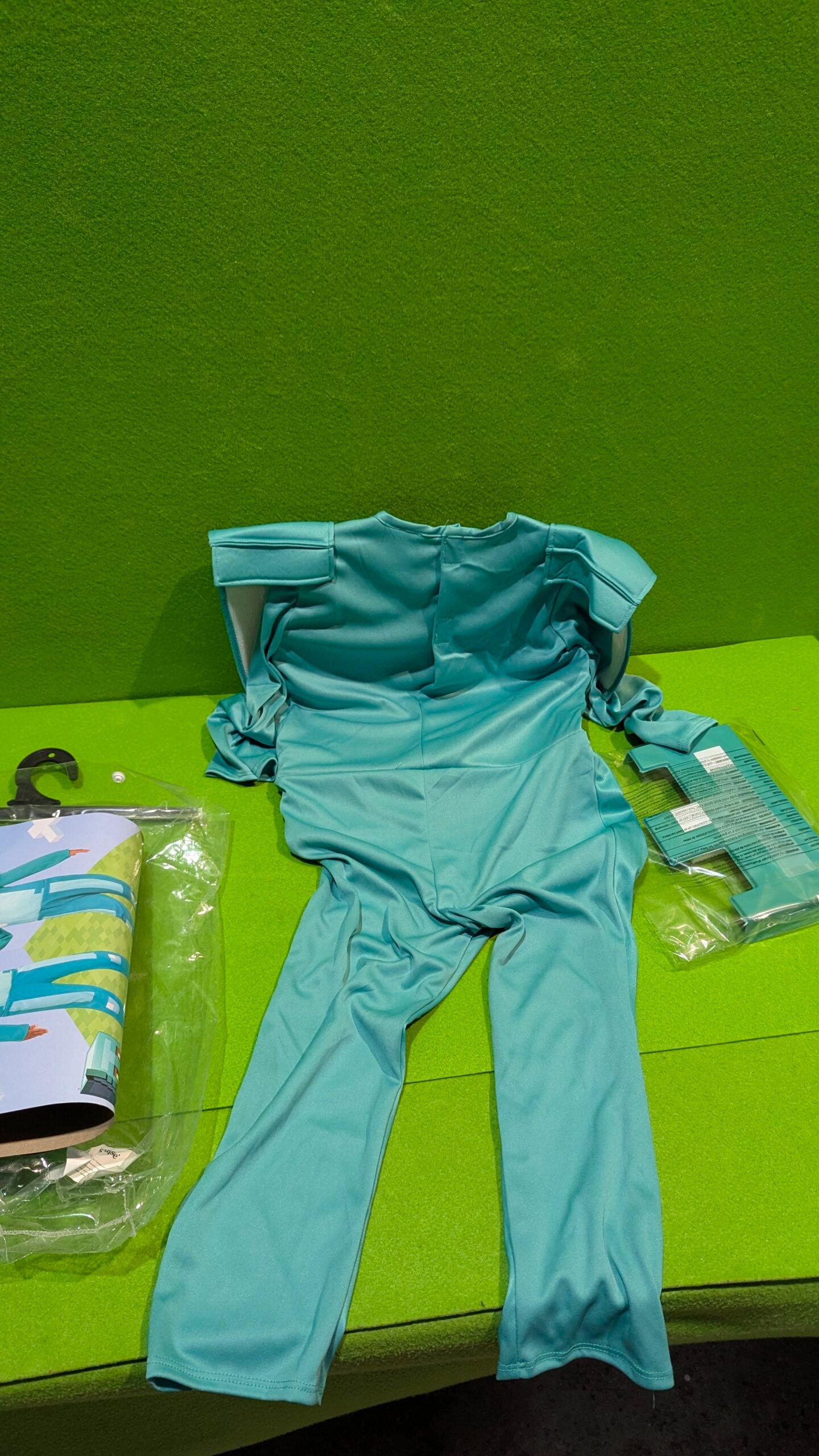 Disfraz Infantil de Armadura Diamante de Minecraft 3 a 4 años - Imagen 5