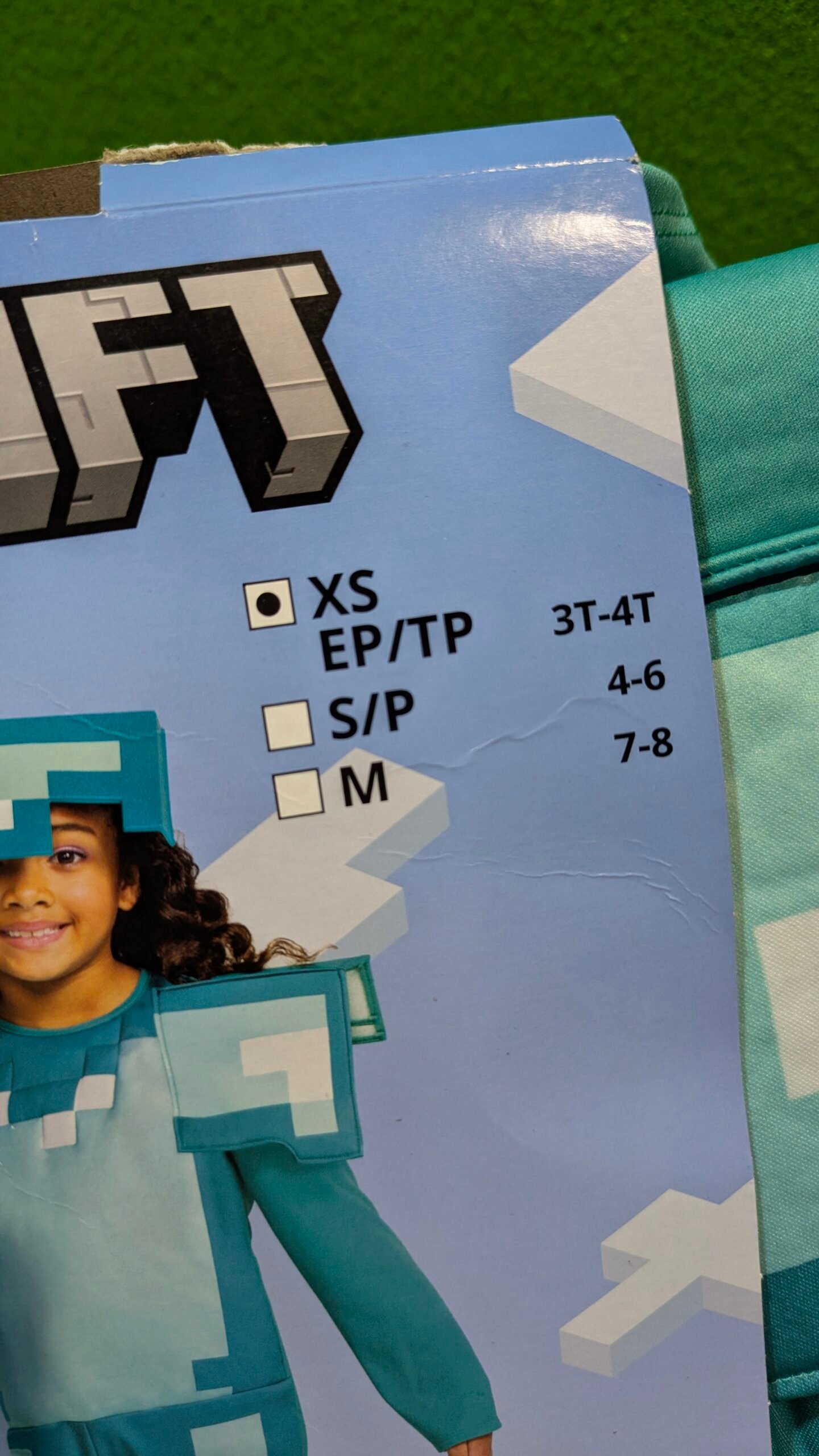 Disfraz Infantil de Armadura Diamante de Minecraft 3 a 4 años - Imagen 10