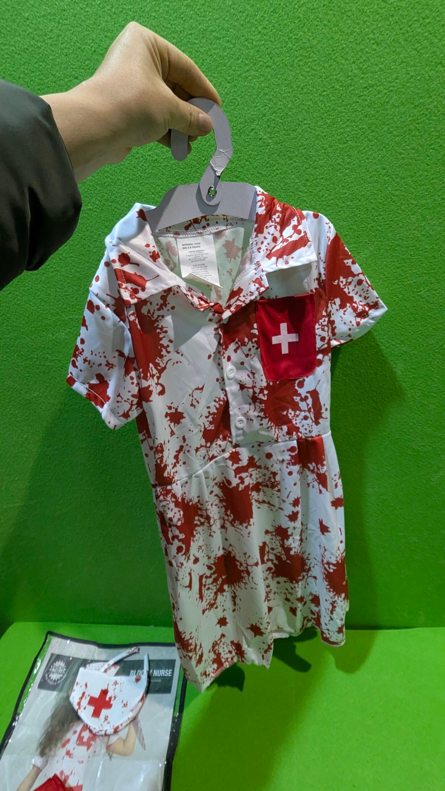 Disfraz de Enfermera Zombi Niña 5-6 años - Imagen 4