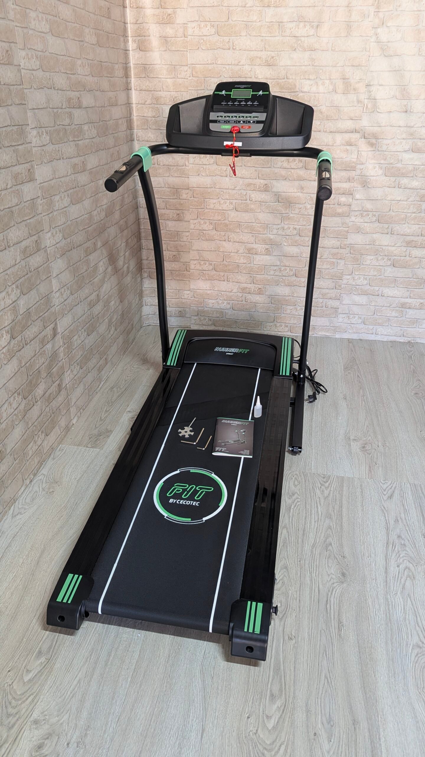Cecotec Cinta de Correr Eléctrica Plegable RunnerFit Sprint Peso Máximo 120 Kg - Imagen 3