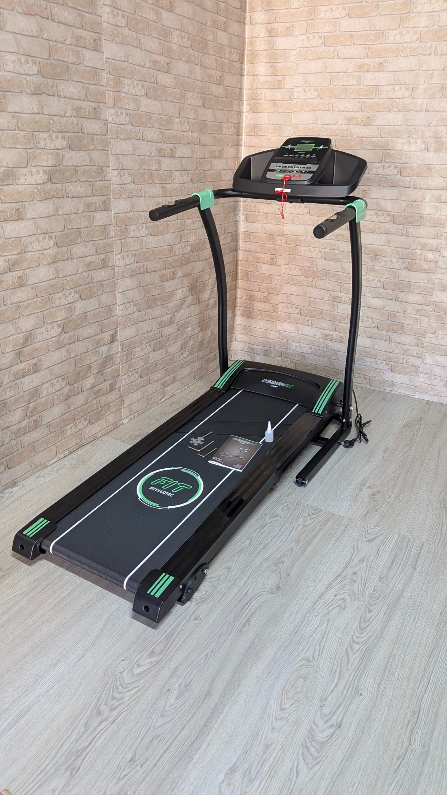 Cecotec Cinta de Correr Eléctrica Plegable RunnerFit Sprint Peso Máximo 120 Kg - Imagen 2