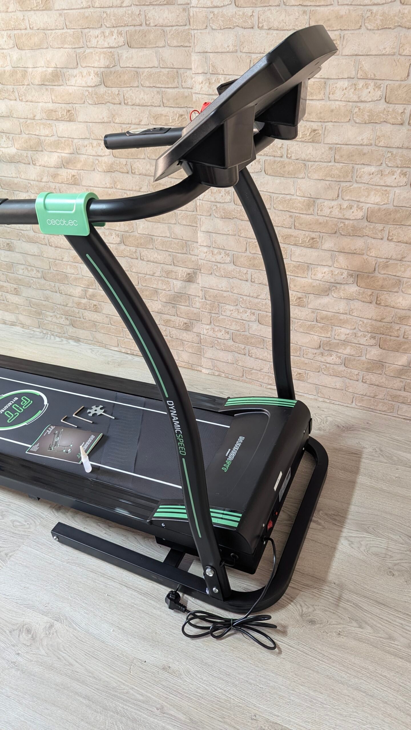 Cecotec Cinta de Correr Eléctrica Plegable RunnerFit Sprint Peso Máximo 120 Kg - Imagen 9