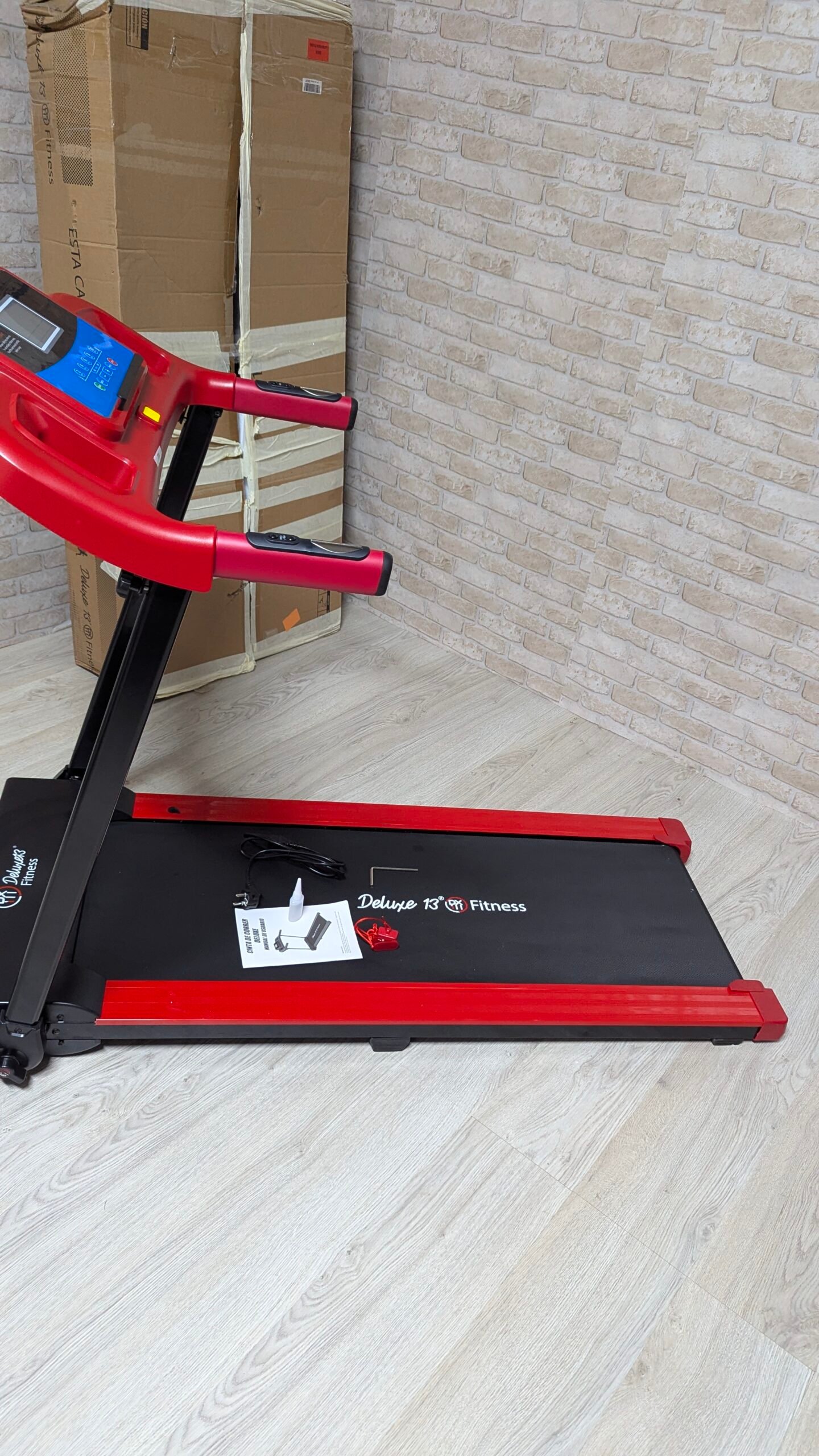 Cinta de Andar y Correr - Motor 1500W 2CV - soporta 150 kg - Imagen 10