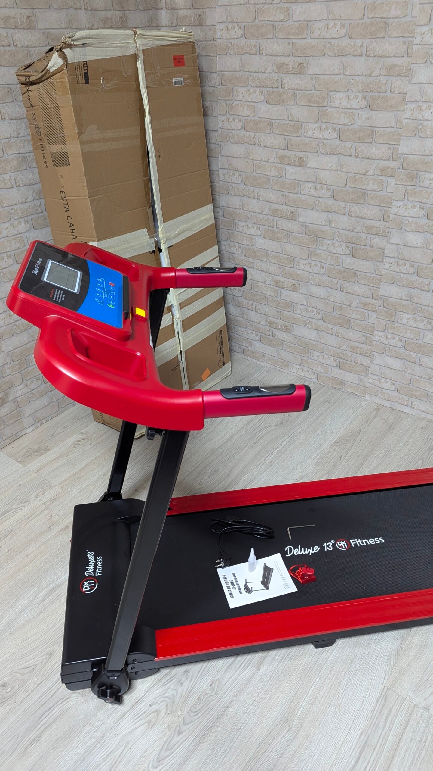 Cinta de Andar y Correr - Motor 1500W 2CV - soporta 150 kg - Imagen 9