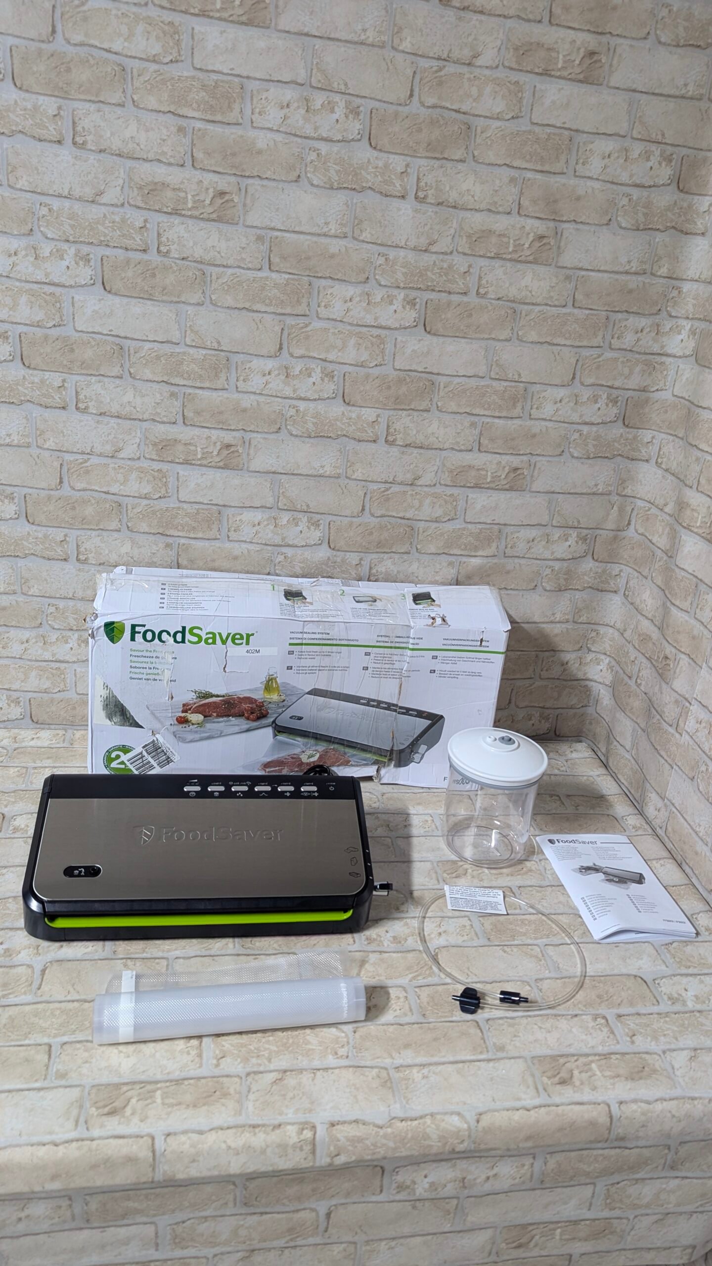Foodsaver Envasadora al Vacío con almacenamiento de rollos integrado - Imagen 2