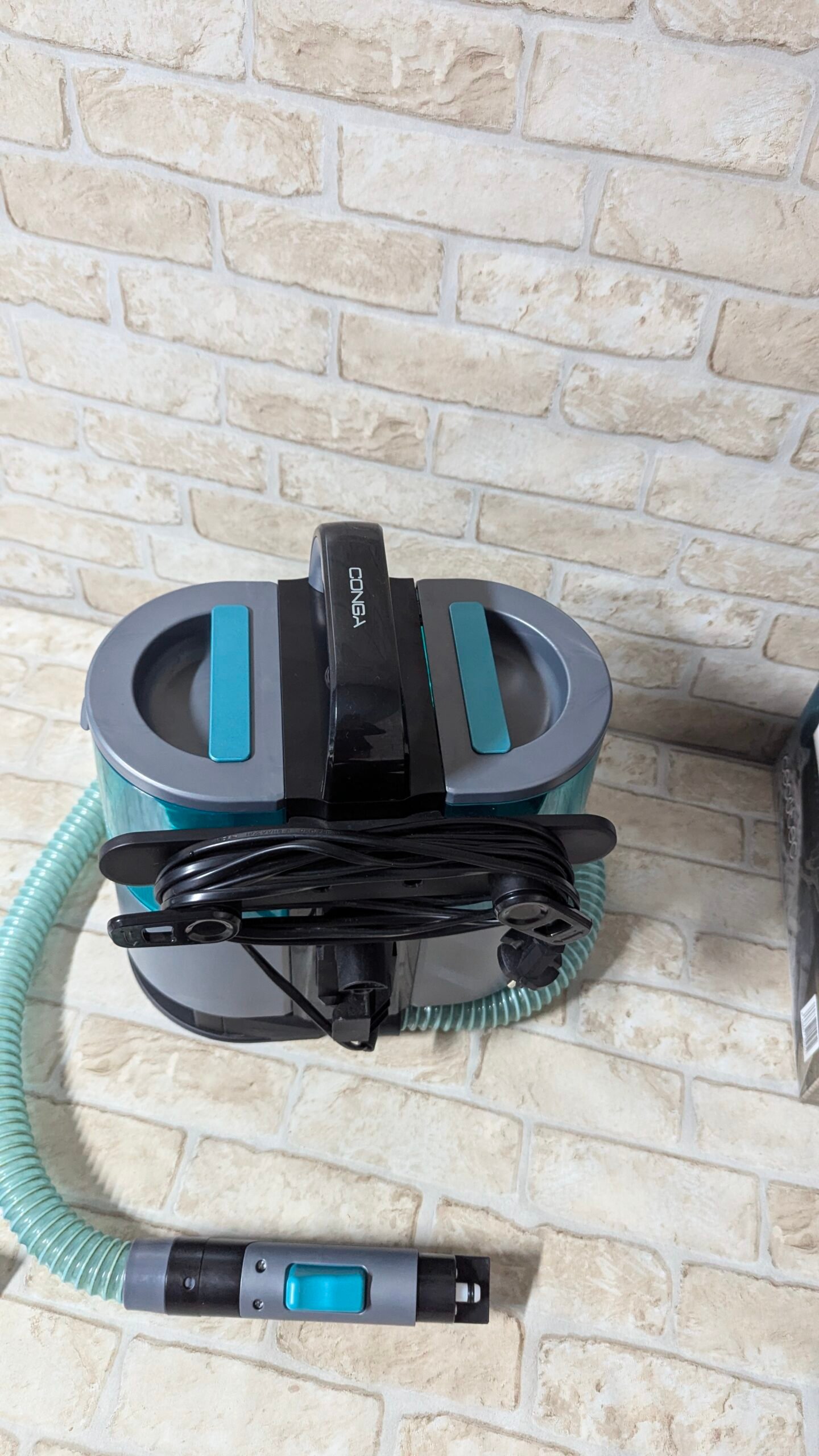 Cecotec Limpiador Aspirador de Tapicerías y Alfombras con Cable Conga 4000 - Imagen 7