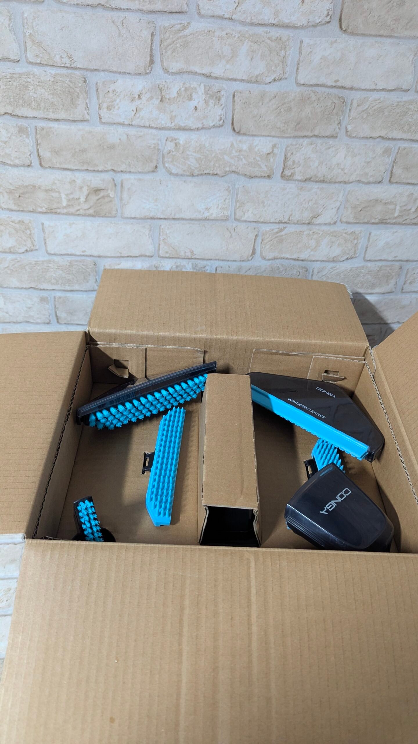 Cecotec Limpiador Aspirador de Tapicerías y Alfombras con Cable Conga 4000 - Imagen 3