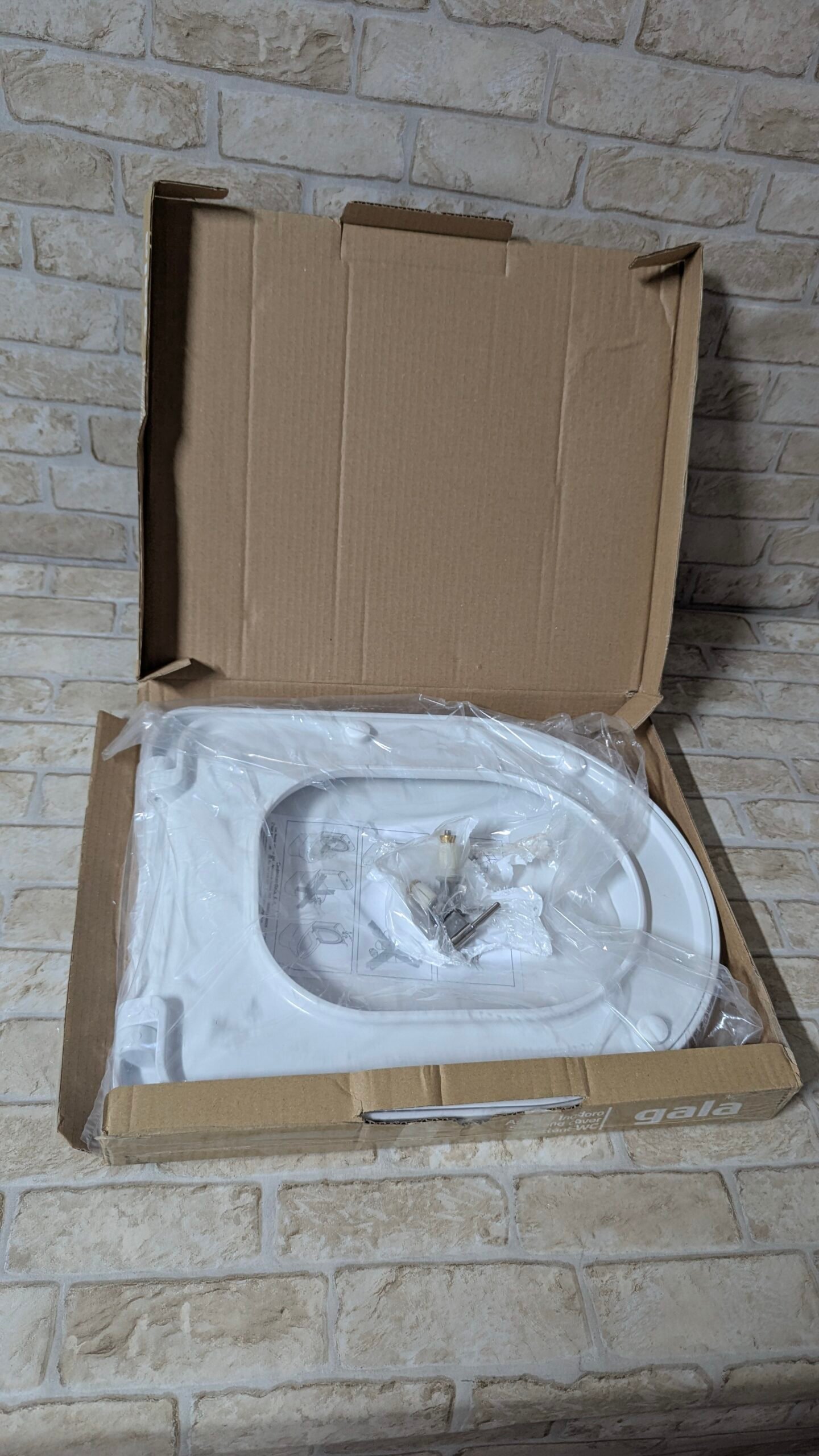 Gala Marina – Tapa y Asiento Fijo Inodoro - Forma D - Imagen 2